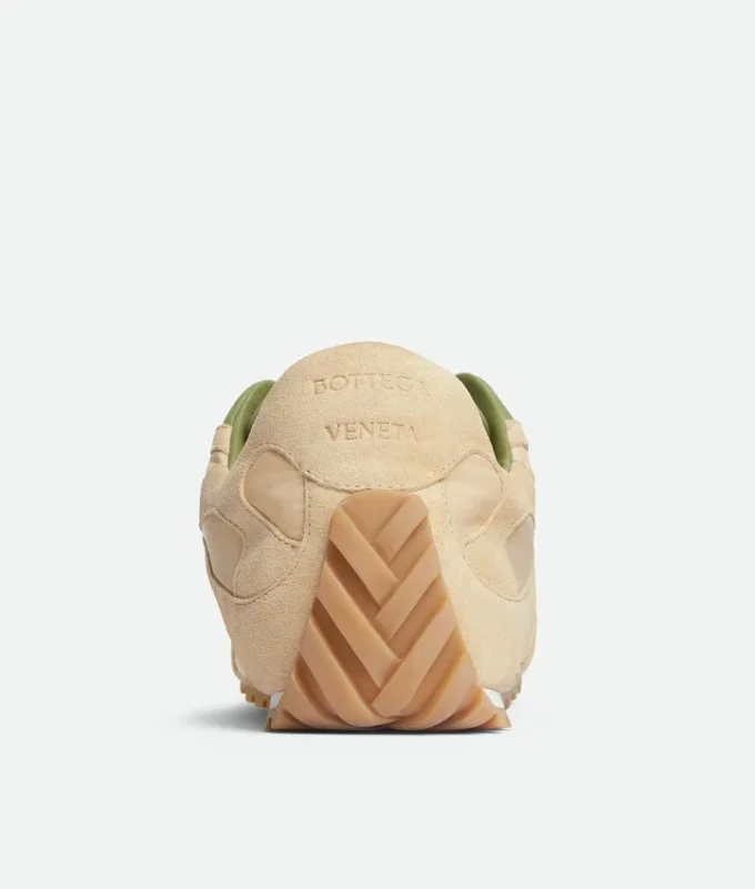 Orbit Flash Sneaker