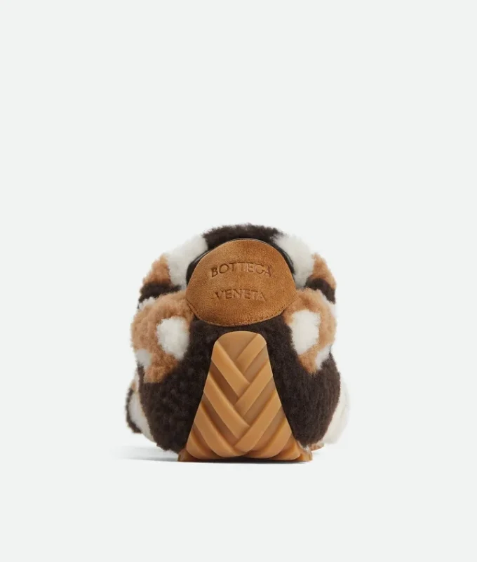 Orbit Flash Sneaker