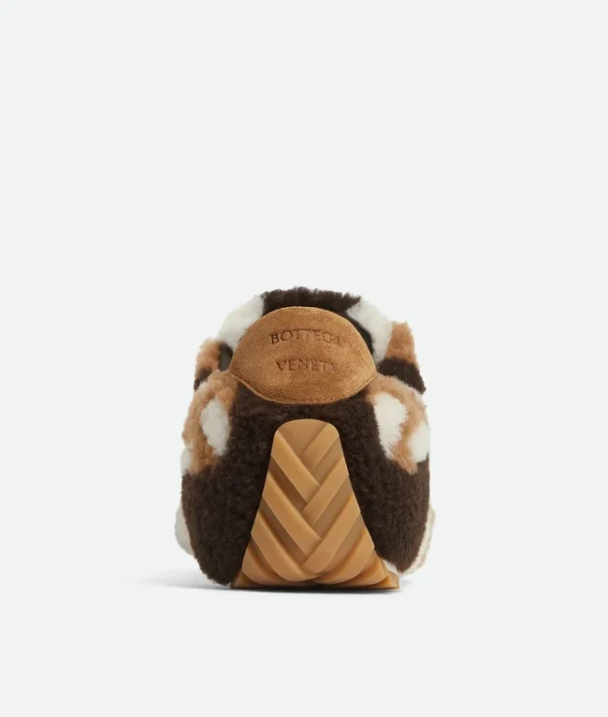 Orbit Flash Sneaker