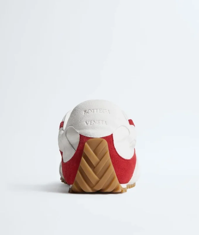 Orbit Flash Sneaker