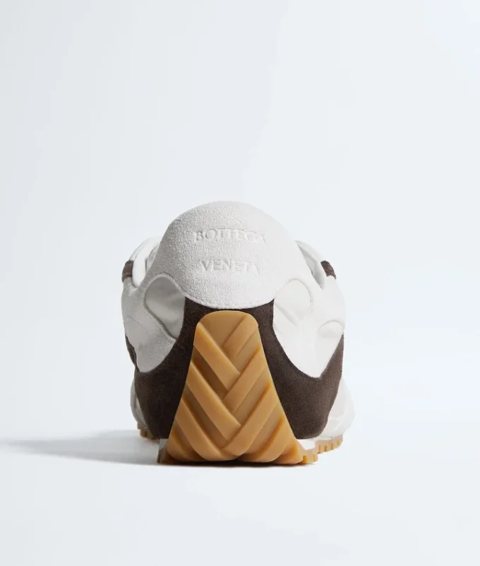 Orbit Flash Sneaker