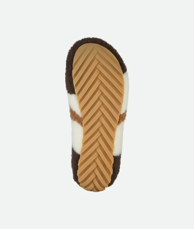 Orbit Flash Sneaker