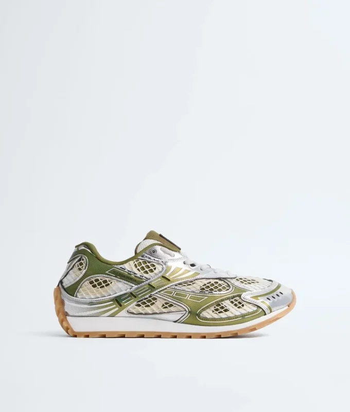 Orbit Sneaker