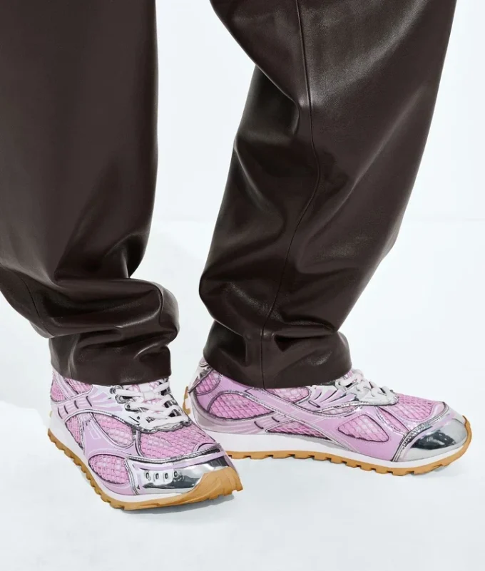 Orbit Sneaker