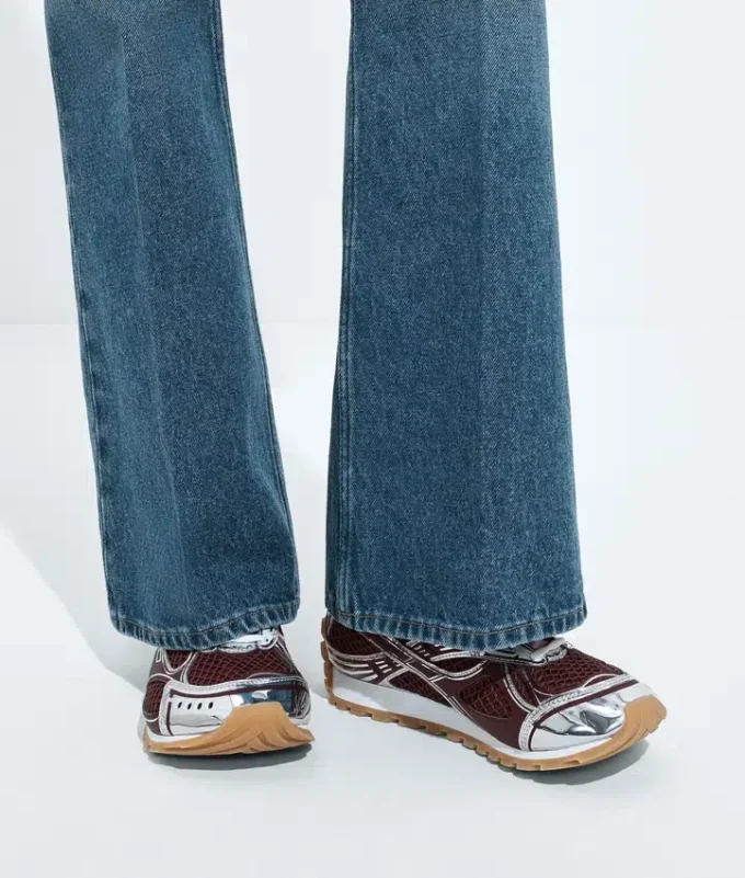 Orbit Sneaker