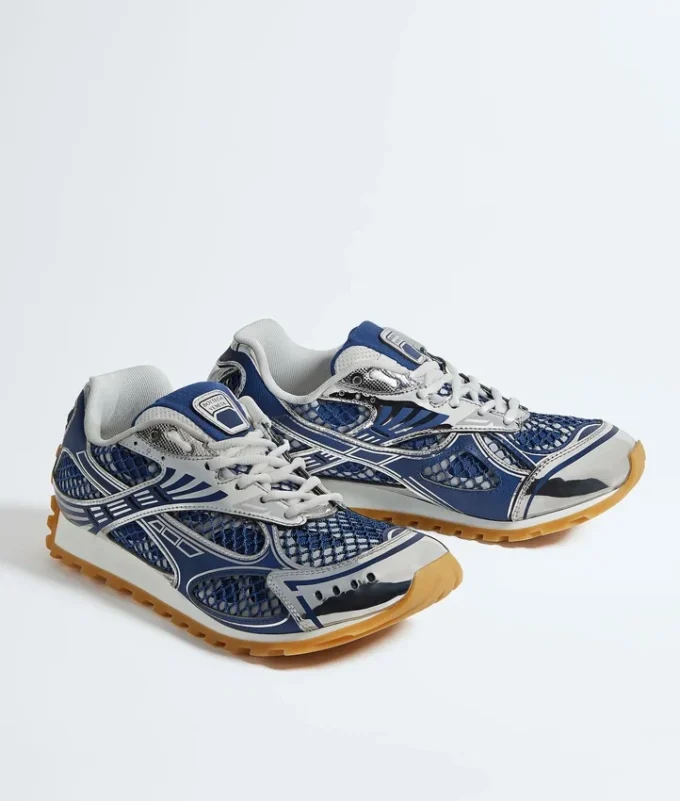 Orbit Sneaker