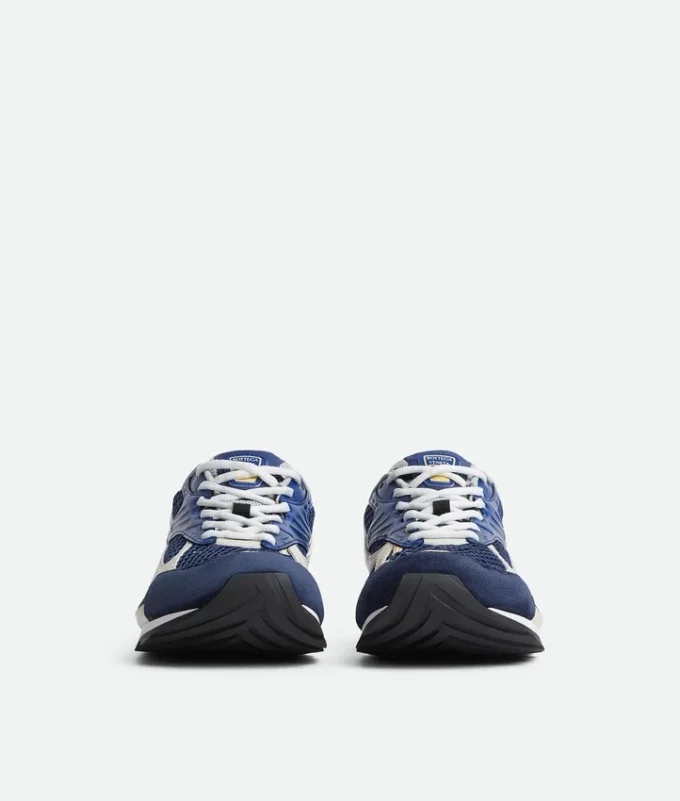 Orbit Sneaker