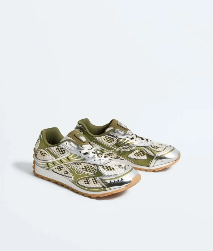 Orbit Sneaker