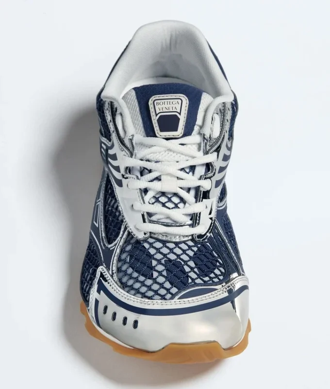 Orbit Sneaker