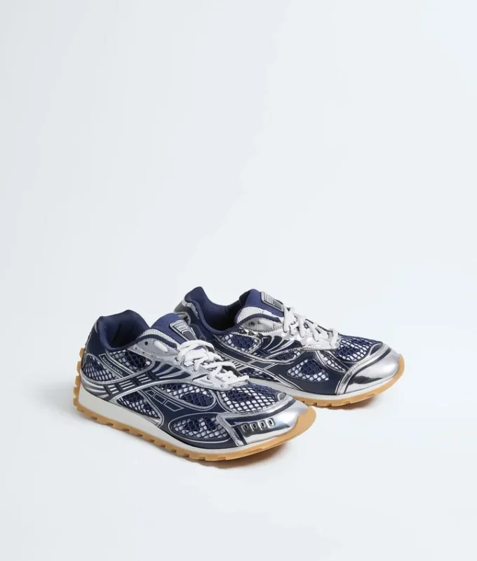 Orbit Sneaker