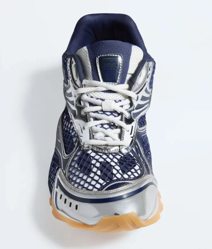 Orbit Sneaker