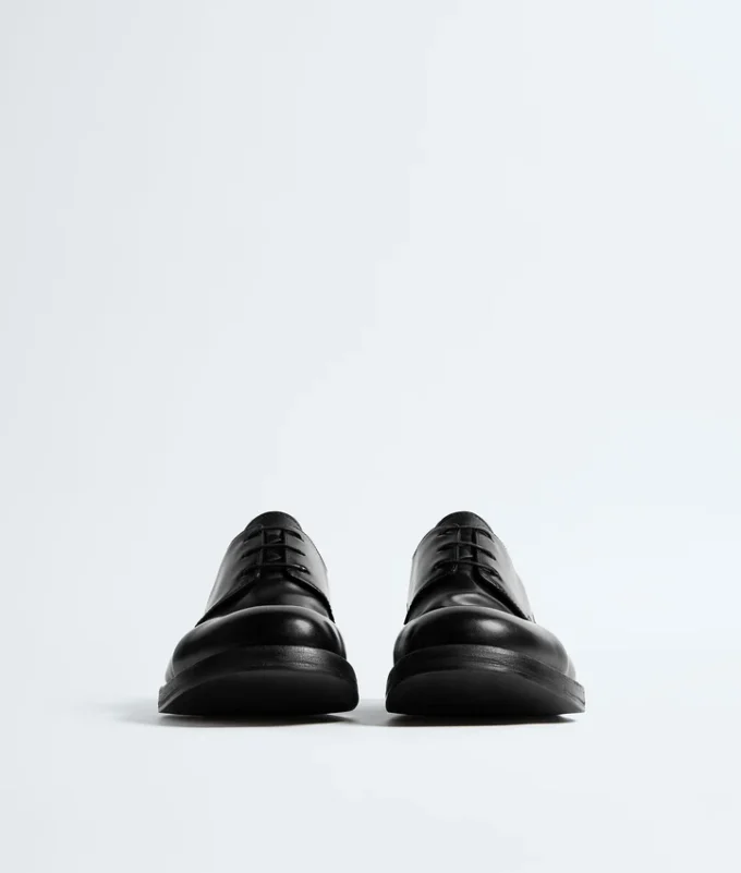 Rob Lace-Up Shoe