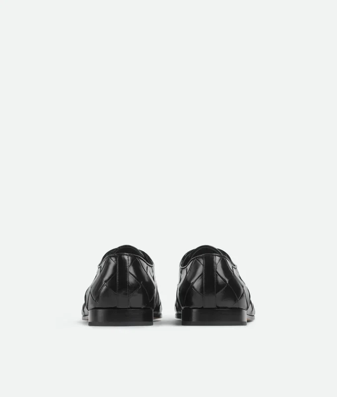 Roma Lace-Up Shoe