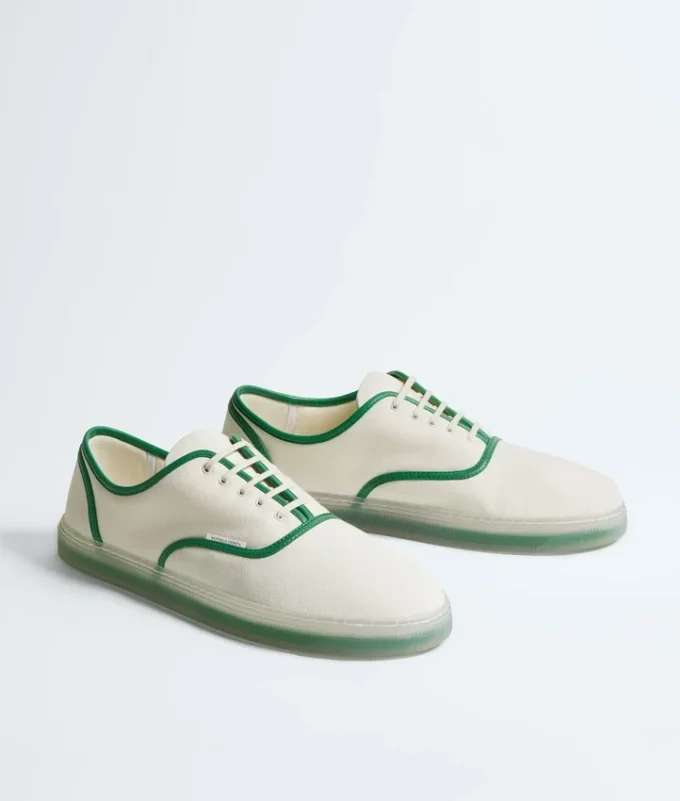 Serena Sneaker