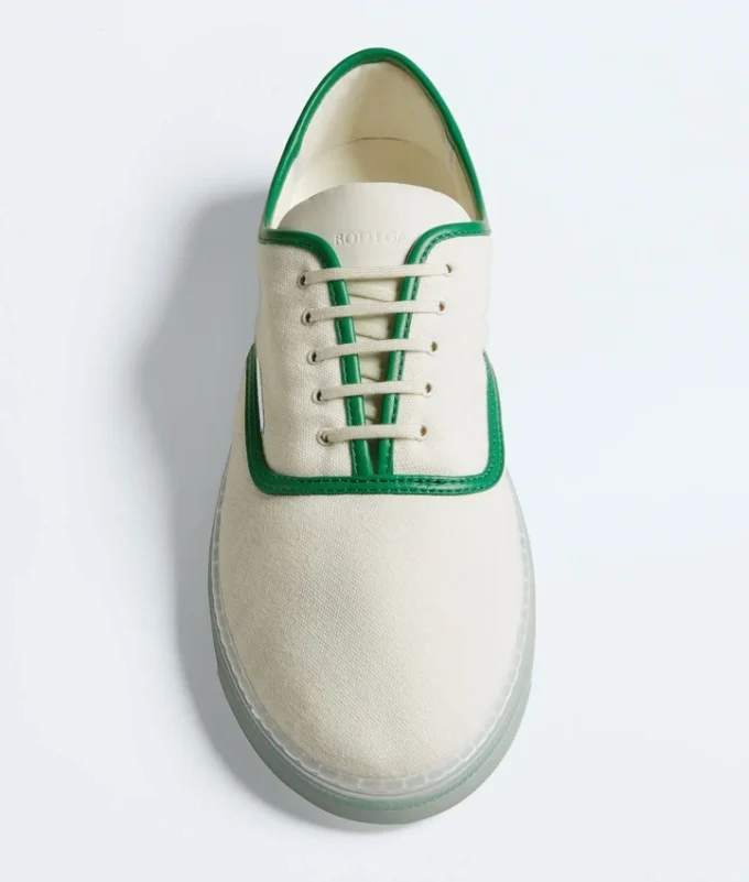 Serena Sneaker