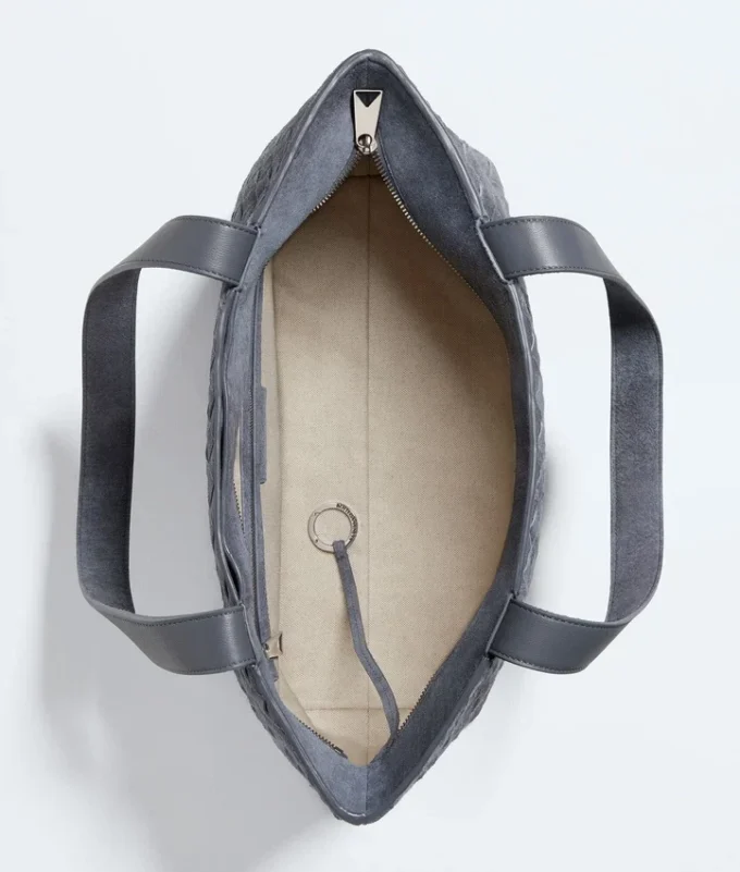Small Intrecciato Zipped Tote