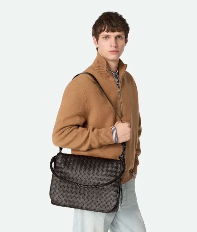 Small Swing Messenger