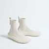 Tide Sneaker